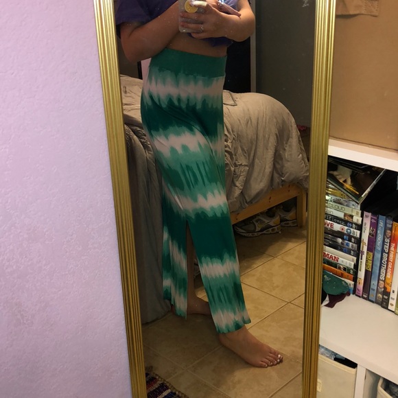 watercolor green maxi skirt - Picture 2 of 3